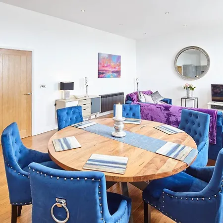 Host & - Chilton At Carlill House Whitby