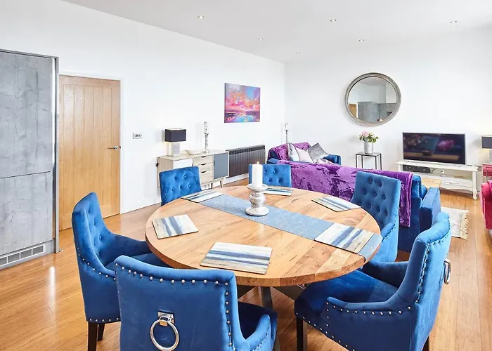 Host & - Chilton At Carlill House Whitby